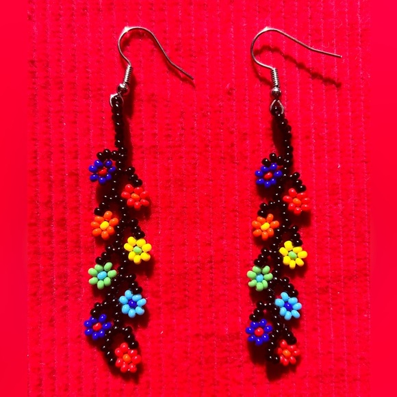 Vintage 90s Handmade Beaded Flower Dangle Earrings Rainbow Boho Festival Jewelry - Picture 4 of 4